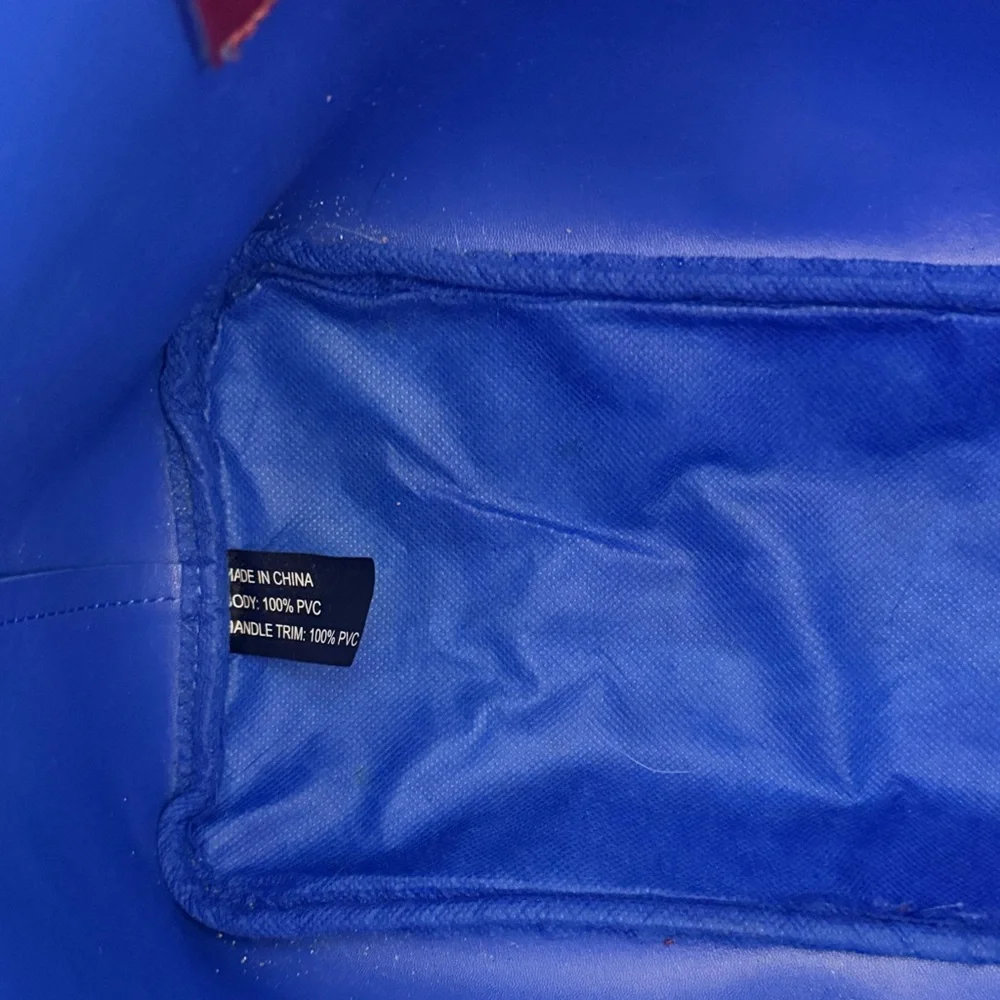 Oscar de la Renta Tote & Silk Scarf